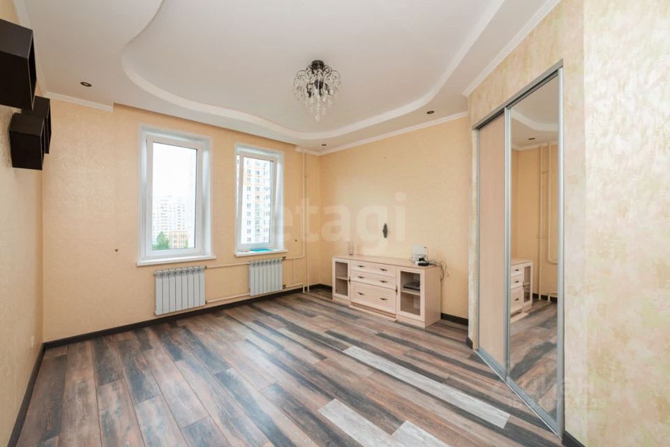 Сдаётся 2-комнатная квартира, 56.7 м²