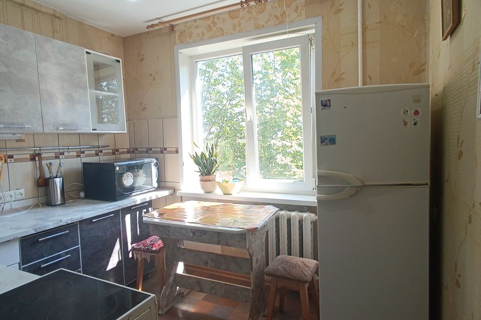 Сдаётся 2-комнатная квартира, 50 м²