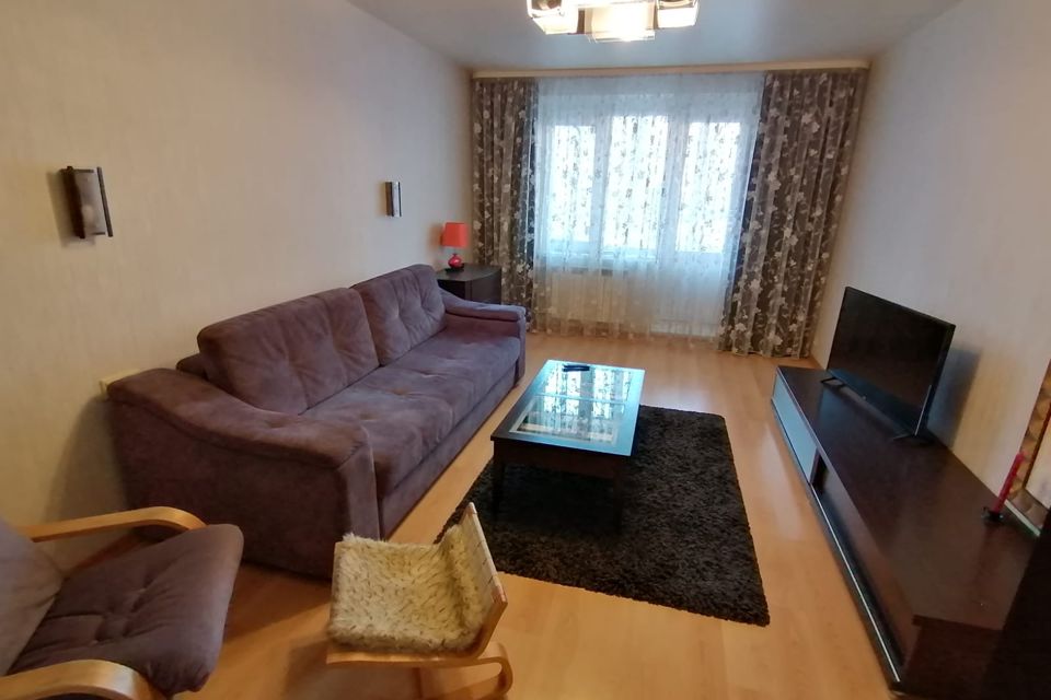 Сдаётся 2-комнатная квартира, 55 м²