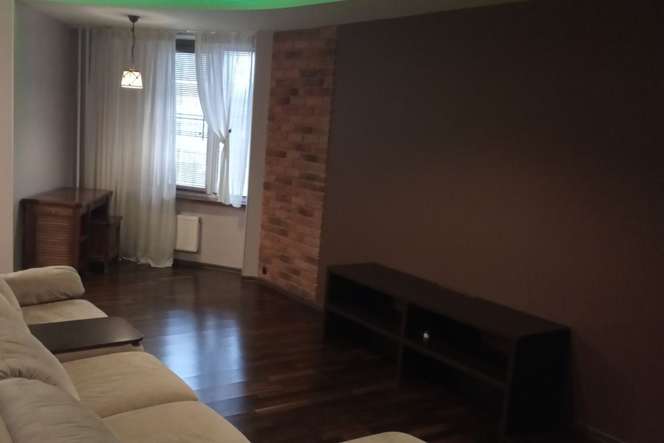 Сдаётся 3-комнатная квартира, 102.4 м²