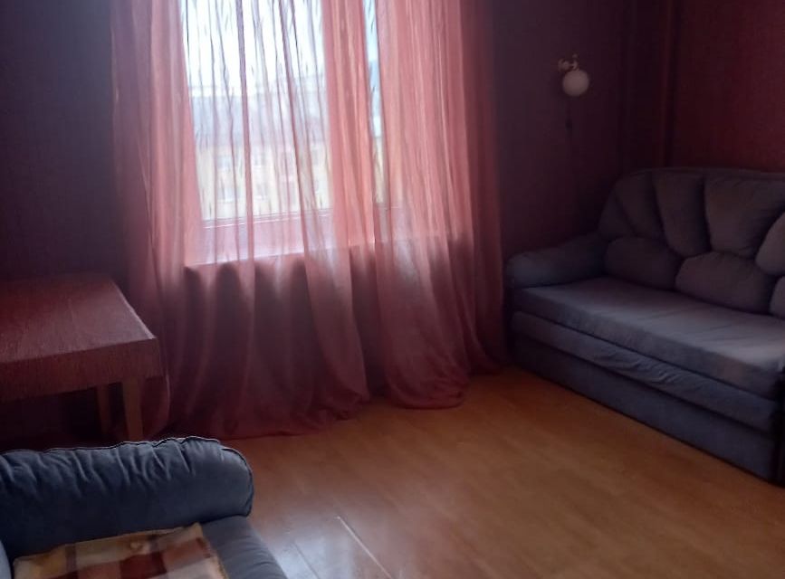 Сдаётся 2-комнатная квартира, 56 м²