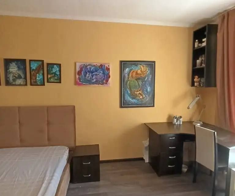 Сдаётся 1-комнатная квартира, 42 м²