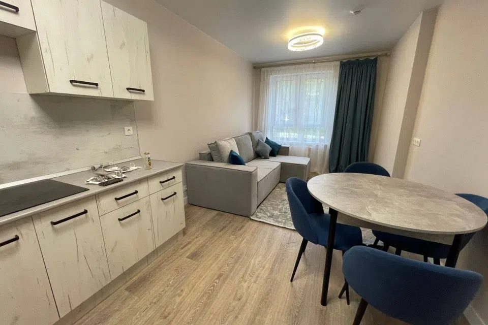 Сдаётся 2-комнатная квартира, 52 м²