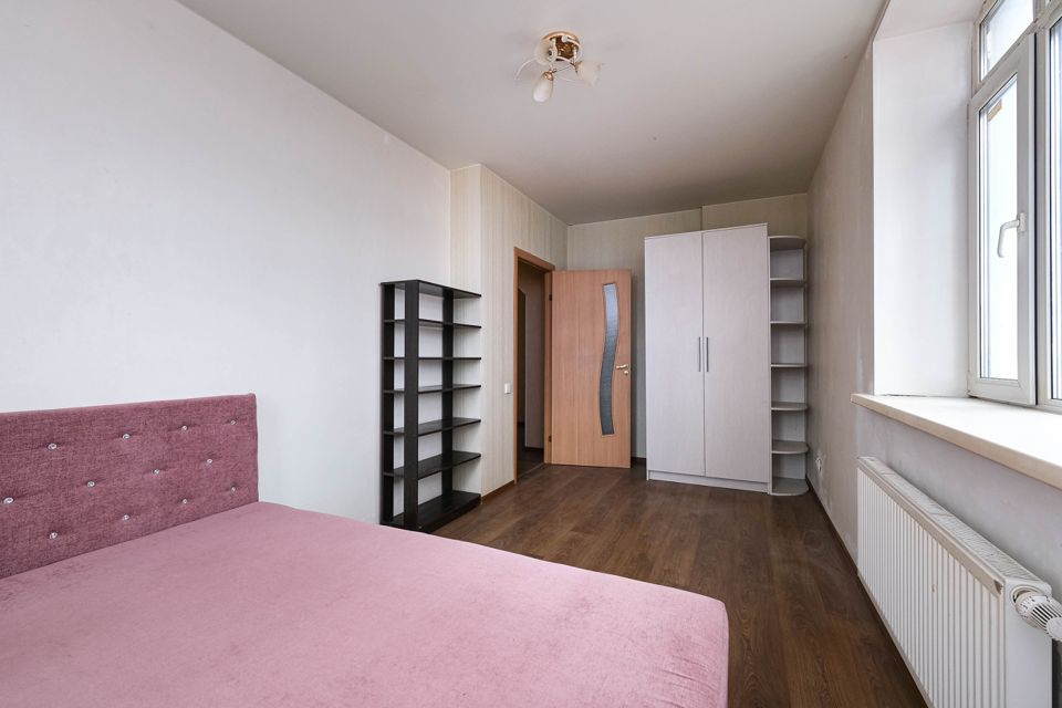 Сдаётся 2-комнатная квартира, 63.6 м²