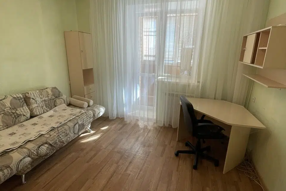 Сдаётся 2-комнатная квартира, 64 м²