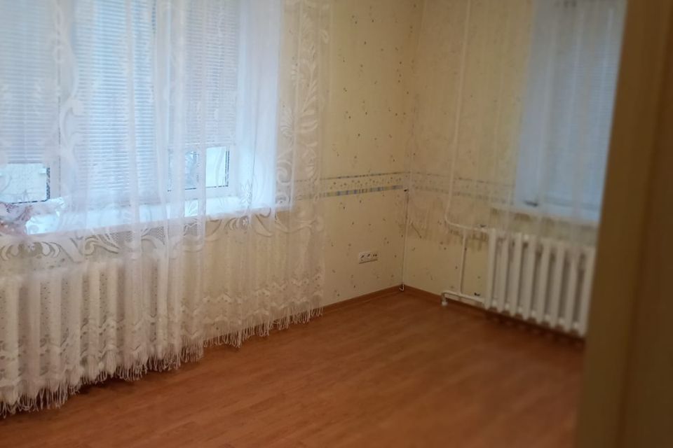 Сдаётся 2-комнатная квартира, 63 м²