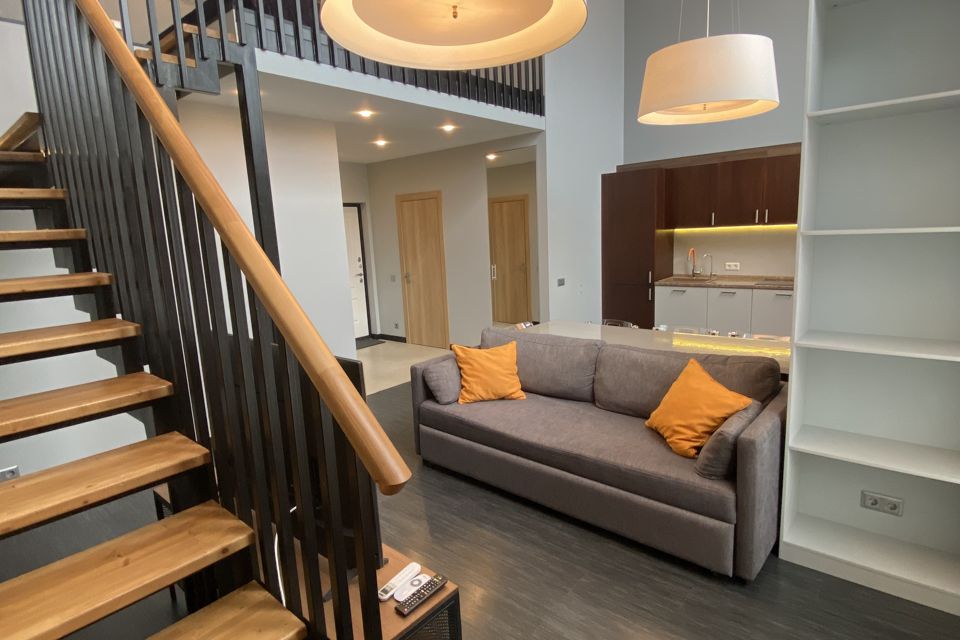 Сдаётся 2-комнатная квартира, 85 м²