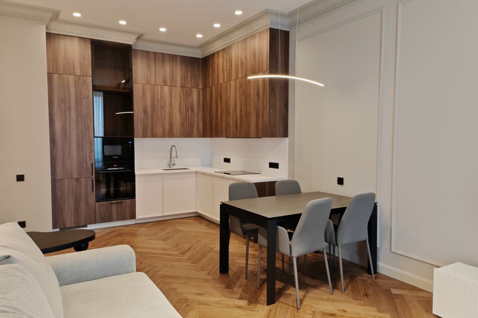 Сдаётся 2-комнатная квартира, 74.5 м²