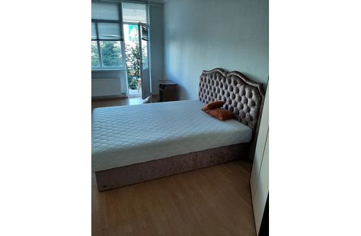 Сдаётся 1-комнатная квартира, 42 м²