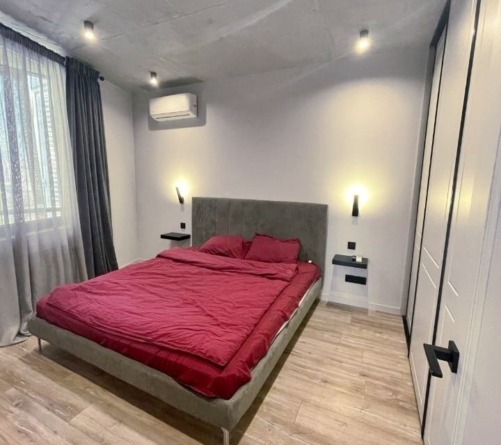 Сдаётся 2-комнатная квартира, 72 м²