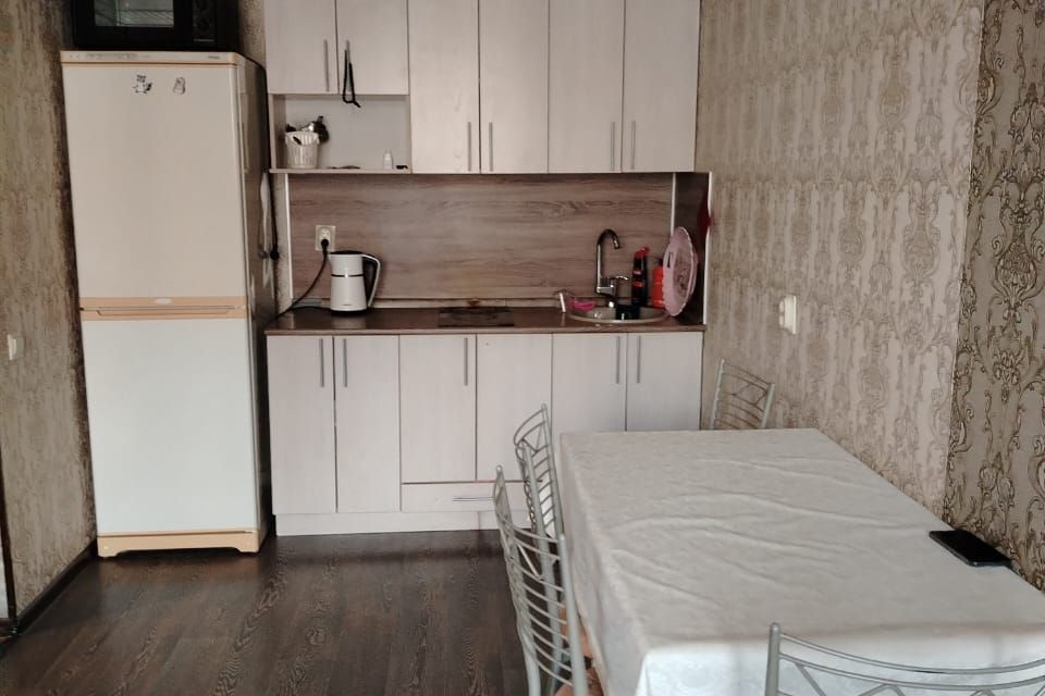 Сдаётся 2-комнатная квартира, 37 м²