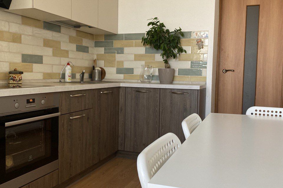 Сдаётся 2-комнатная квартира, 61 м²