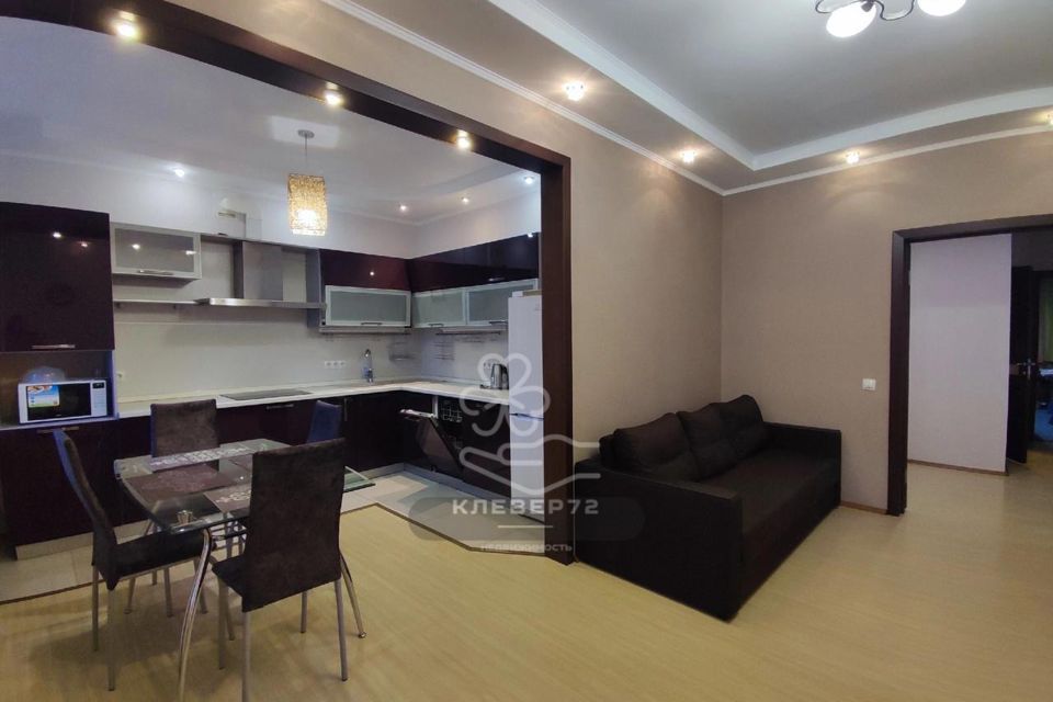 Сдаётся 2-комнатная квартира, 80 м²