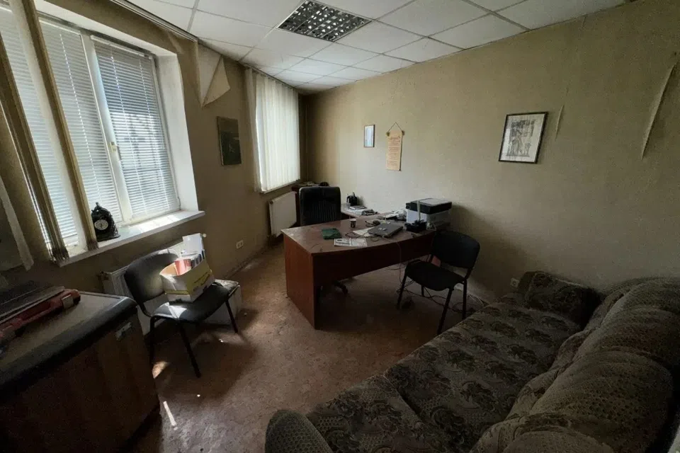 Сдаётся помещение своб. назначения, 200 м²