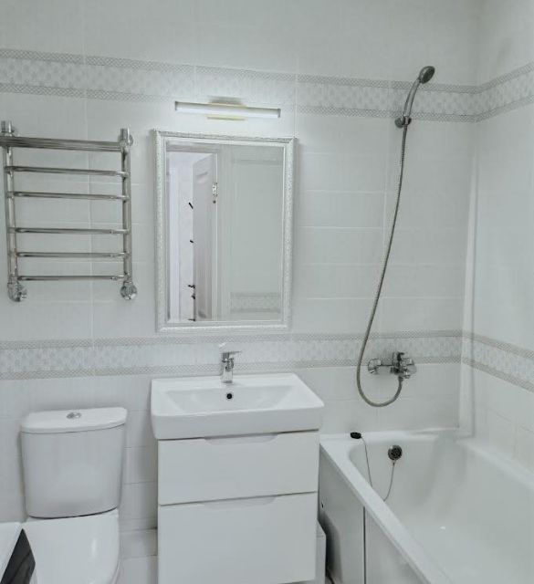 Сдаётся 1-комнатная квартира, 42 м²