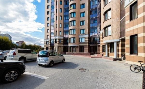 Сдаётся 2-комнатная квартира, 75 м²