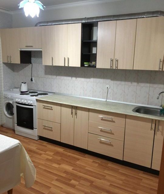 Сдаётся 1-комнатная квартира, 38 м²