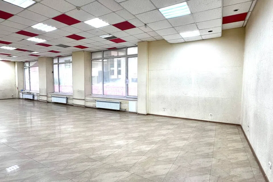 Сдаётся помещение своб. назначения, 648.7 м²