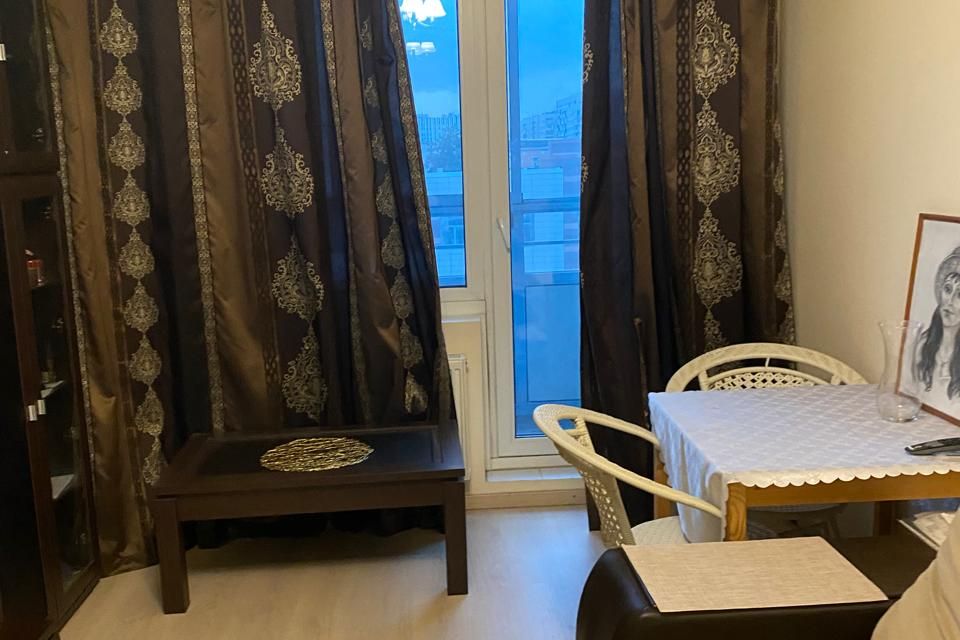 Сдаётся 1-комнатная квартира, 40 м²