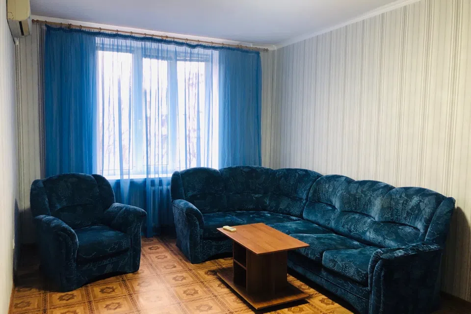 Сдаётся 2-комнатная квартира, 54 м²