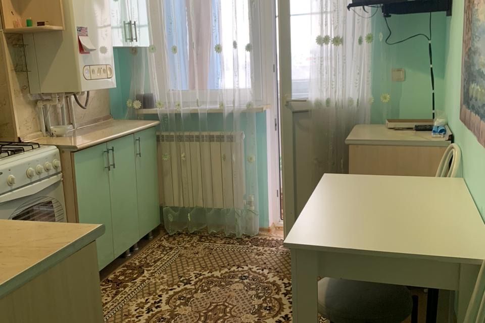 Сдаётся 2-комнатная квартира, 60 м²
