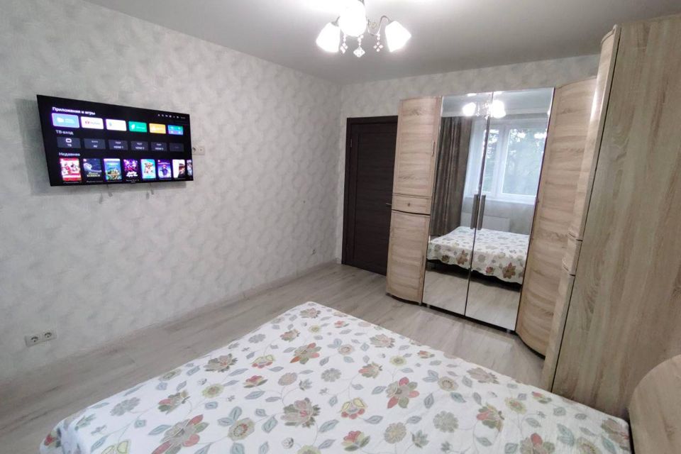 Сдаётся 1-комнатная квартира, 38 м²