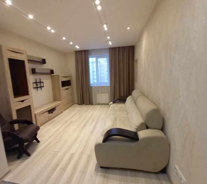 Сдаётся 2-комнатная квартира, 62 м²