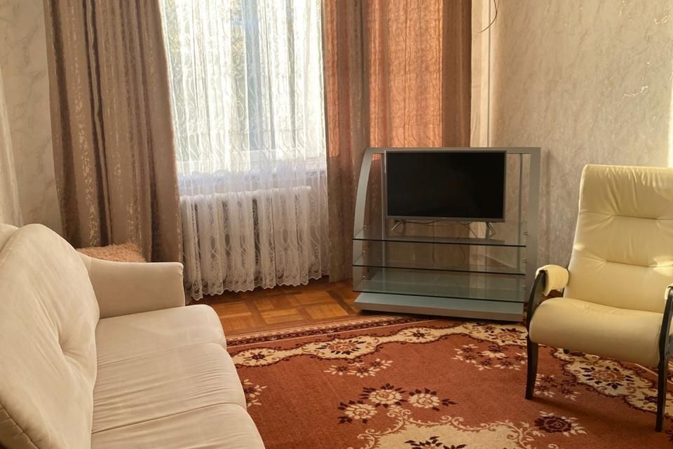 Сдаётся 3-комнатная квартира, 65 м²