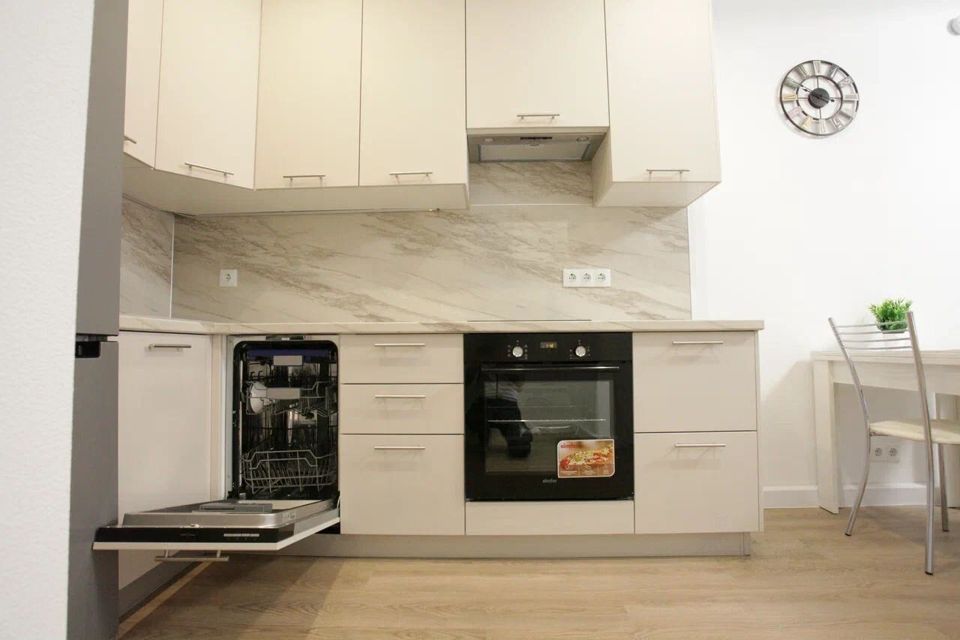 Сдаётся 1-комнатная квартира, 43 м²