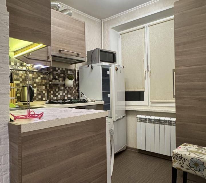 Сдаётся 2-комнатная квартира, 63 м²