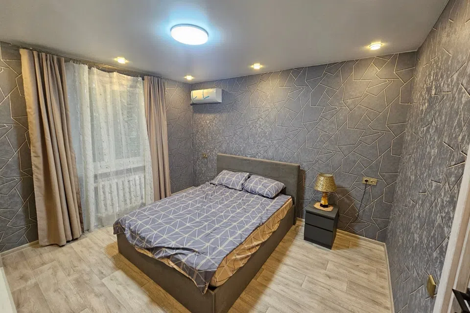 Сдаётся 2-комнатная квартира, 55 м²