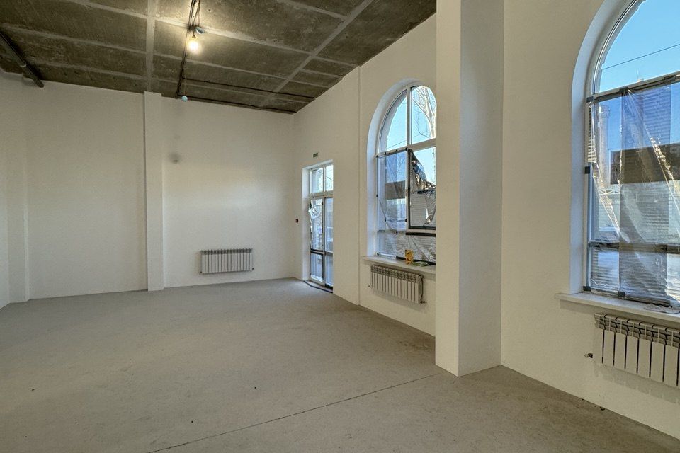 Сдаётся помещение своб. назначения, 103.7 м²