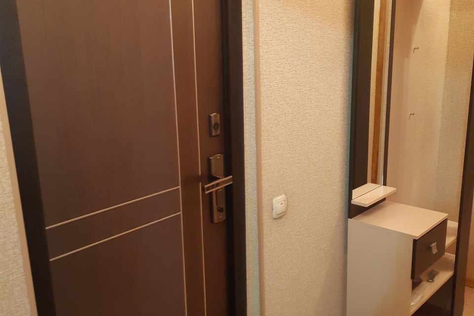 Сдаётся 2-комнатная квартира, 55.2 м²
