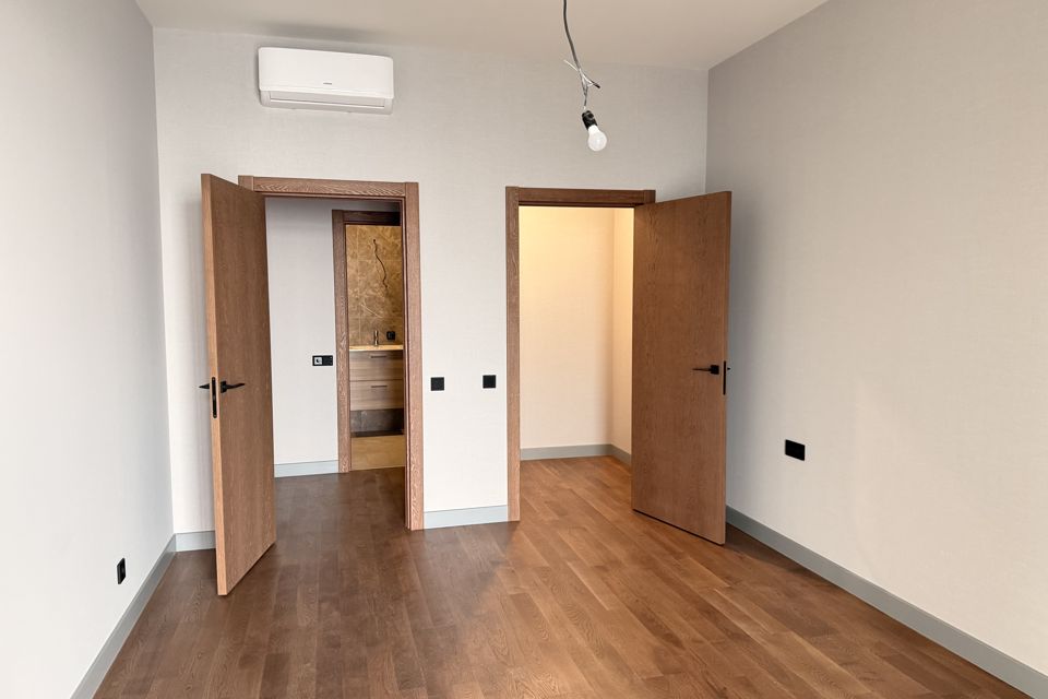 Сдаётся 1-комнатная квартира, 54 м²
