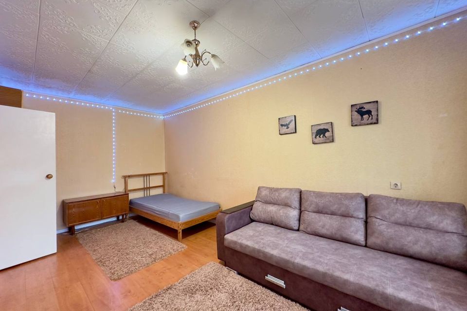 Сдаётся 1-комнатная квартира, 38 м²