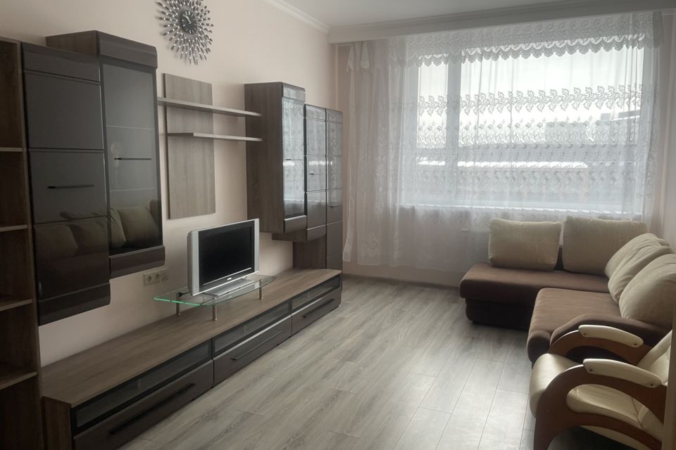 Сдаётся 2-комнатная квартира, 78 м²