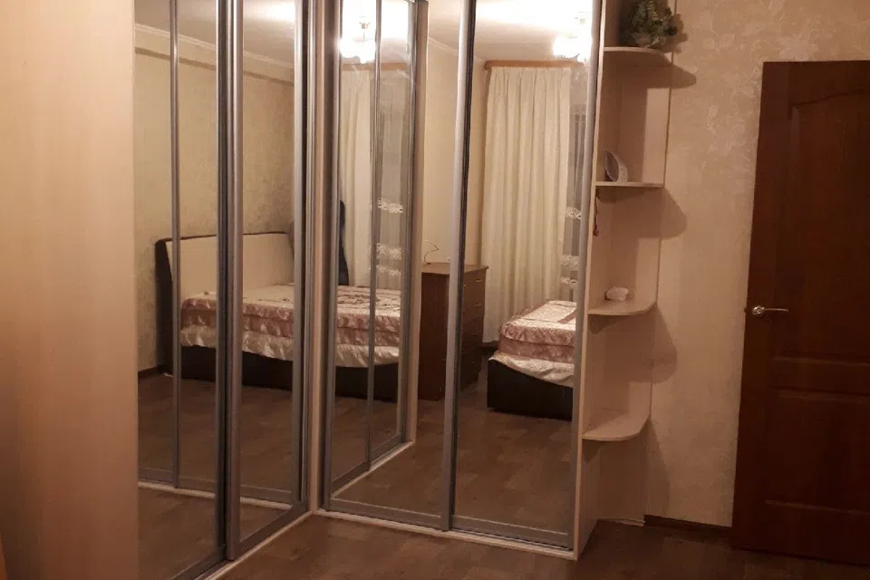 Сдаётся 2-комнатная квартира, 55 м²