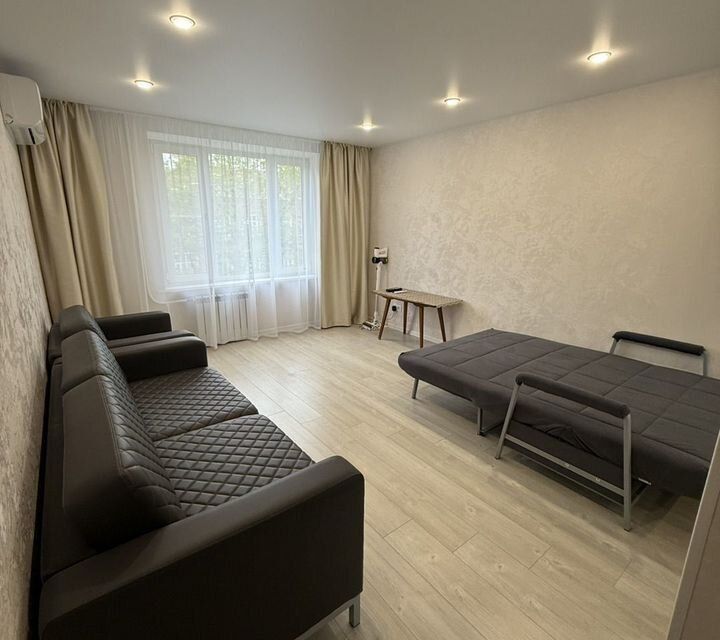 Сдаётся 1-комнатная квартира, 38 м²