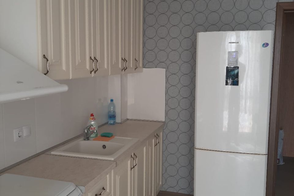 Сдаётся 1-комнатная квартира, 42 м²