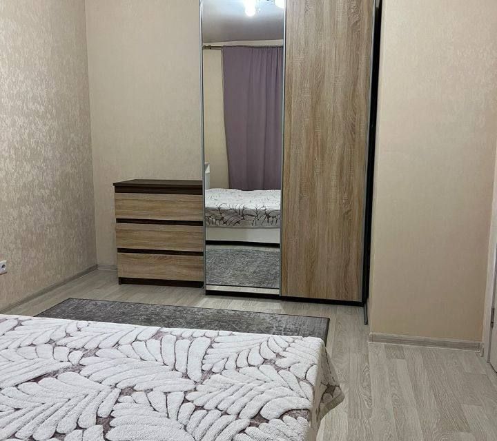 Сдаётся 1-комнатная квартира, 38 м²