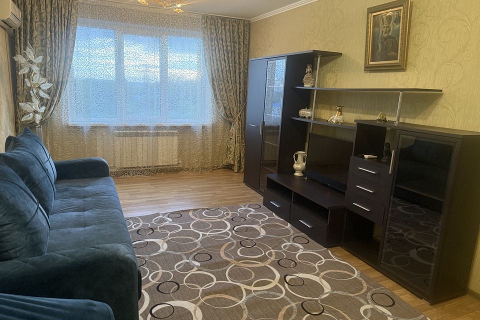 Сдаётся 2-комнатная квартира, 60.1 м²