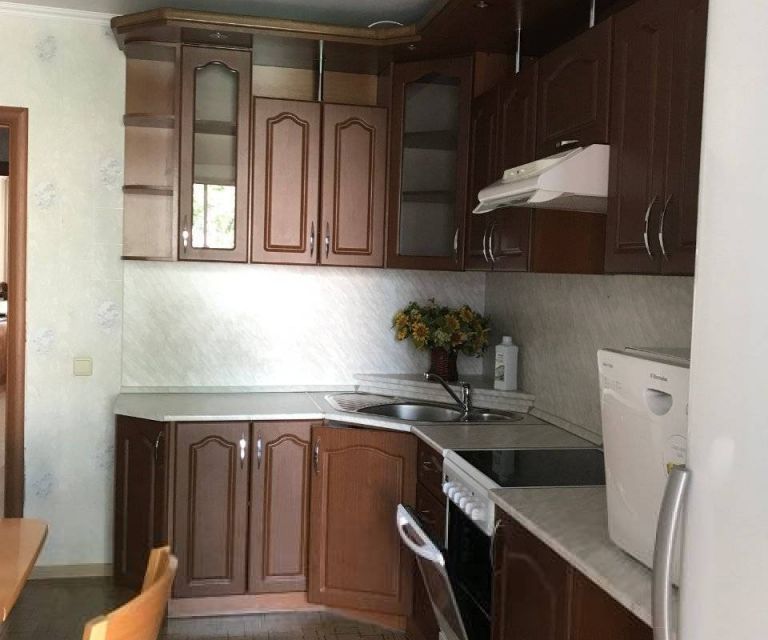 Сдаётся 1-комнатная квартира, 55 м²