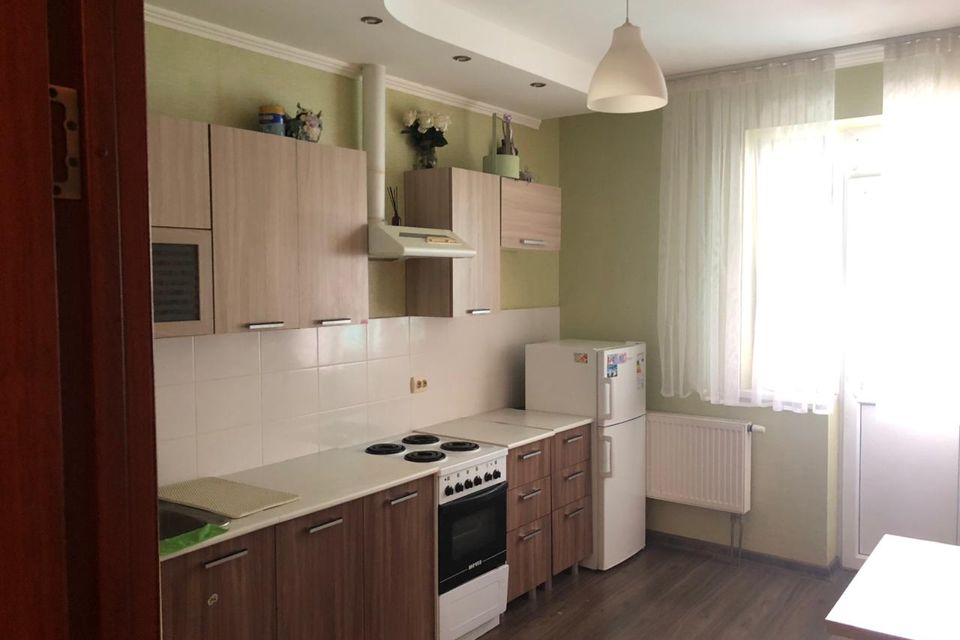 Сдаётся 1-комнатная квартира, 38 м²