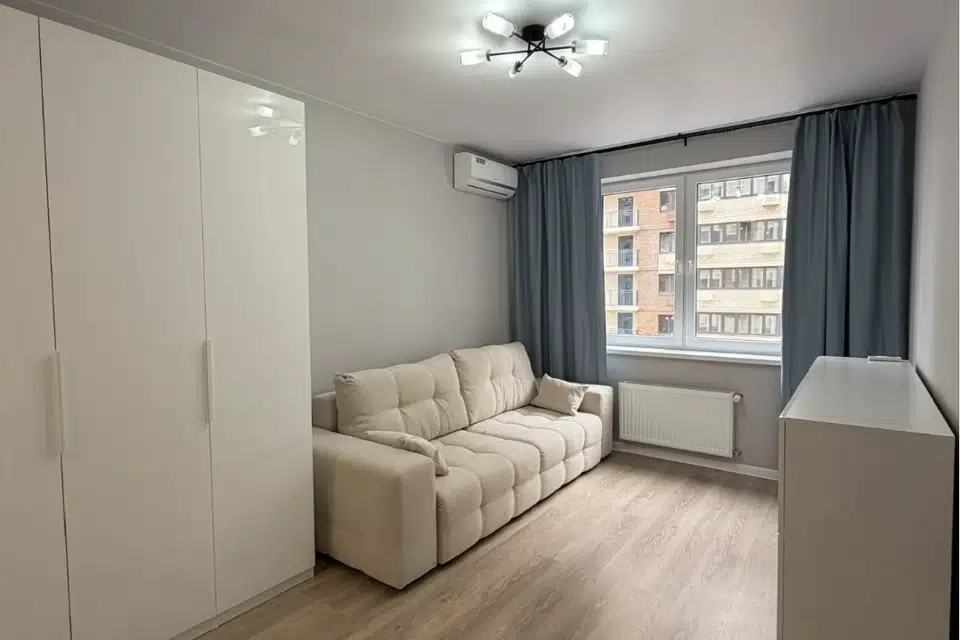 Сдаётся 1-комнатная квартира, 43 м²