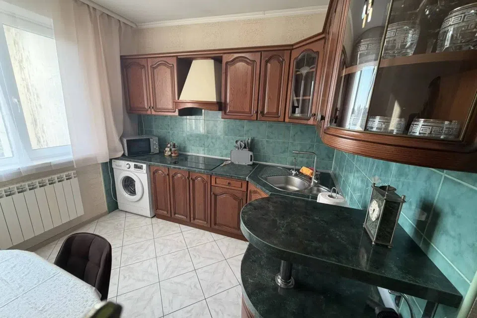Сдаётся 2-комнатная квартира, 55 м²