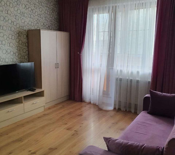 Сдаётся 1-комнатная квартира, 37 м²