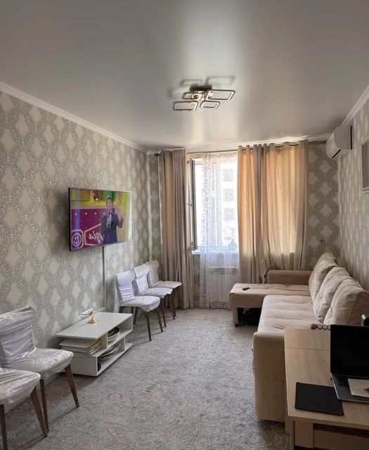 Сдаётся 2-комнатная квартира, 71.2 м²