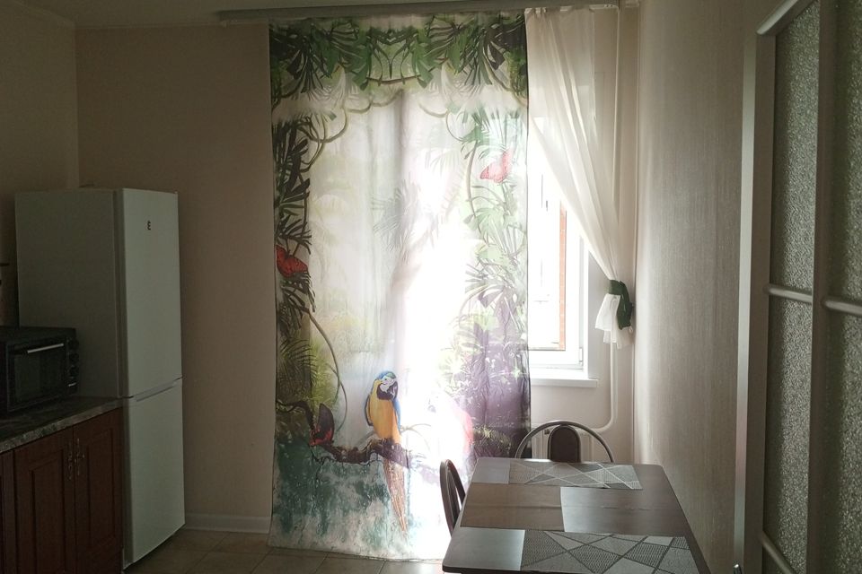 Сдаётся 1-комнатная квартира, 38 м²