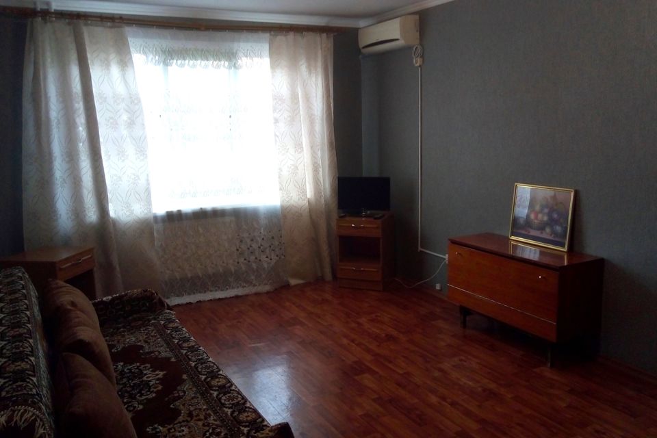 Сдаётся 1-комнатная квартира, 40 м²