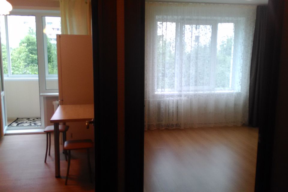 Сдаётся 1-комнатная квартира, 35 м²